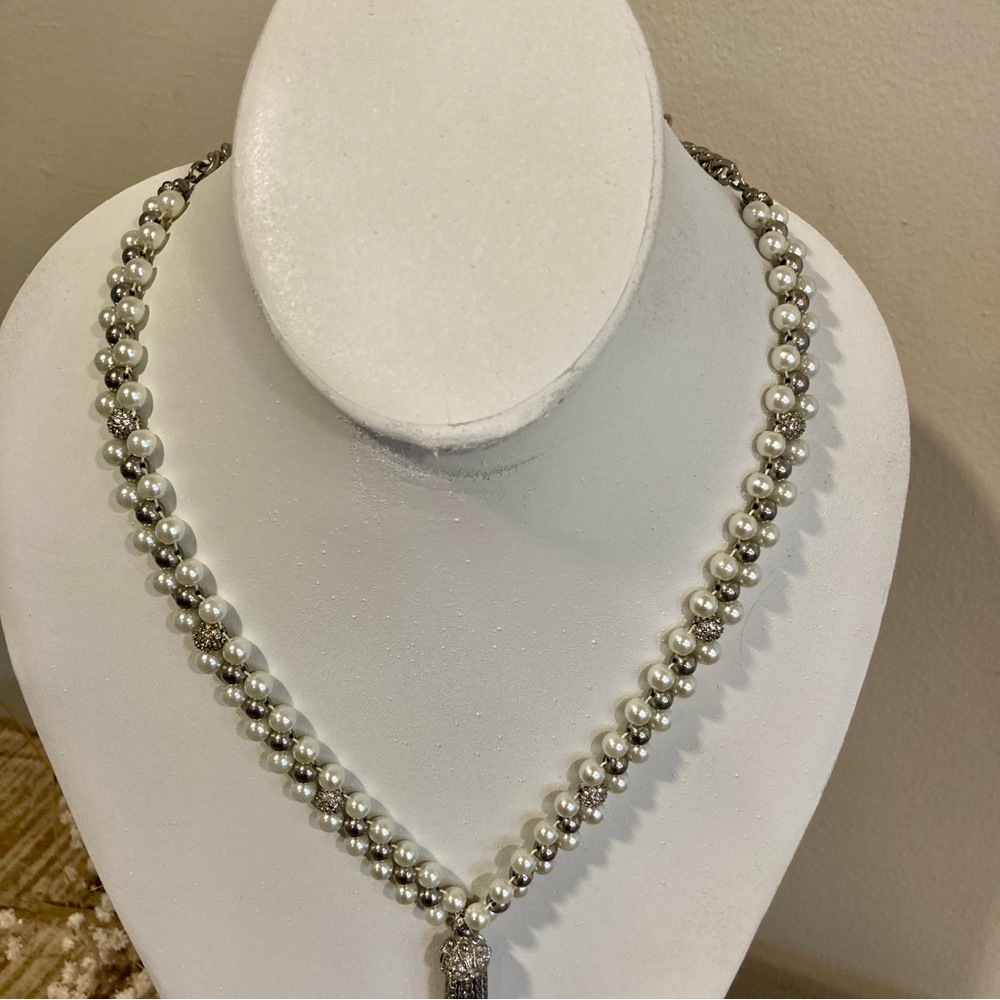 White House Black Market Silver Tone Faux Pearl Rhinestone Tassel Necklace - Picture 3 of 16